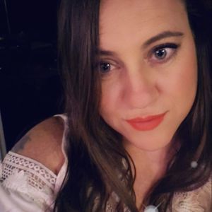 Meet your Posher, Claire